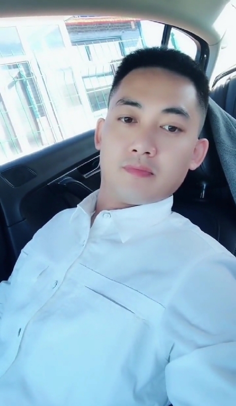 已过年少的第一张照片--澳门交友中心